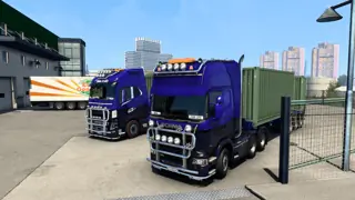 SchattenWolf2 links, Finn Müller / aTox rechts bereit mit starken Trucks und Container-Trailer